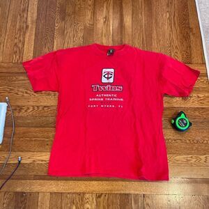 2004 Spring‎ Training Twins tee